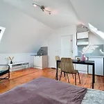 Lägenhet Citystay Brzezno Blisko Plazy! *