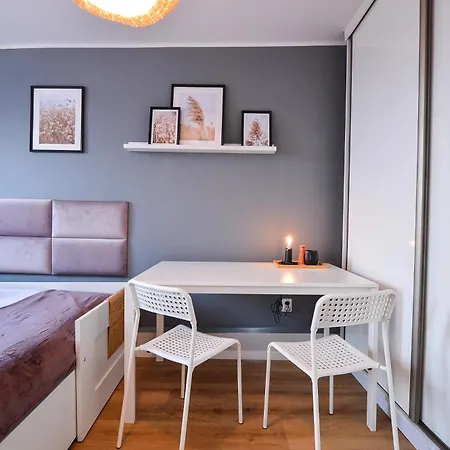 Apartmán Citystay Brzezno Blisko Plazy! *